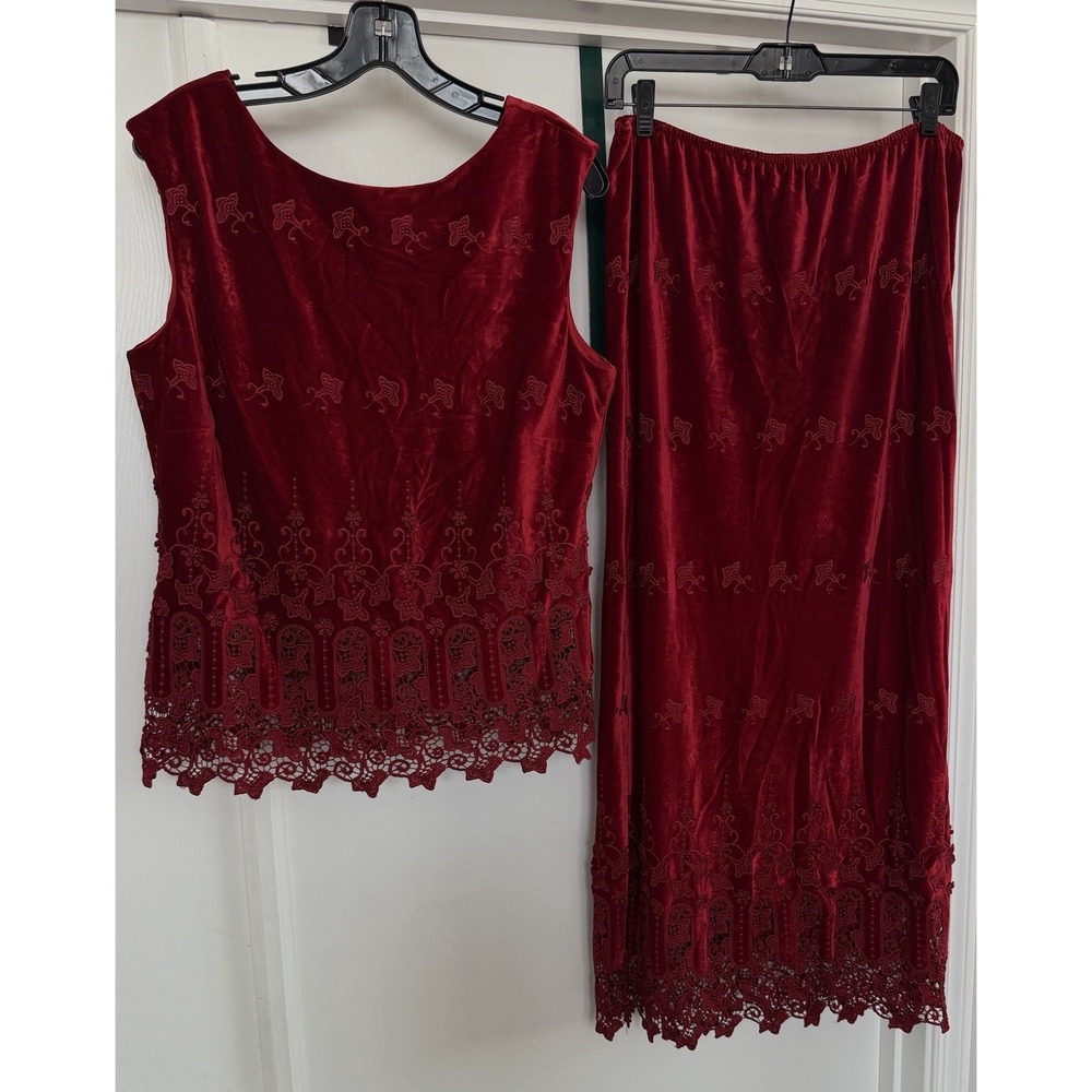 Vintage Carole Little Ruby Velvet 2 Pc Skirt Set V-Back Petite 14
